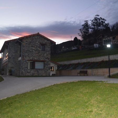Apartamentos Rurales Penon Blanco Penerudes Екстер'єр фото