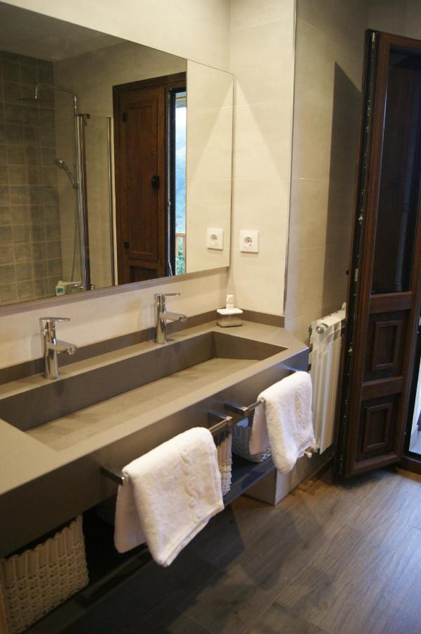 Apartamentos Rurales Penon Blanco Penerudes Екстер'єр фото