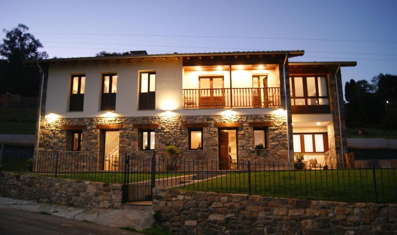 Apartamentos Rurales Penon Blanco Penerudes Екстер'єр фото