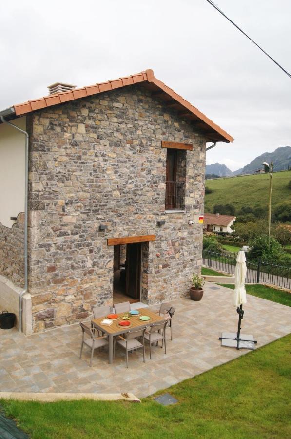 Apartamentos Rurales Penon Blanco Penerudes Екстер'єр фото