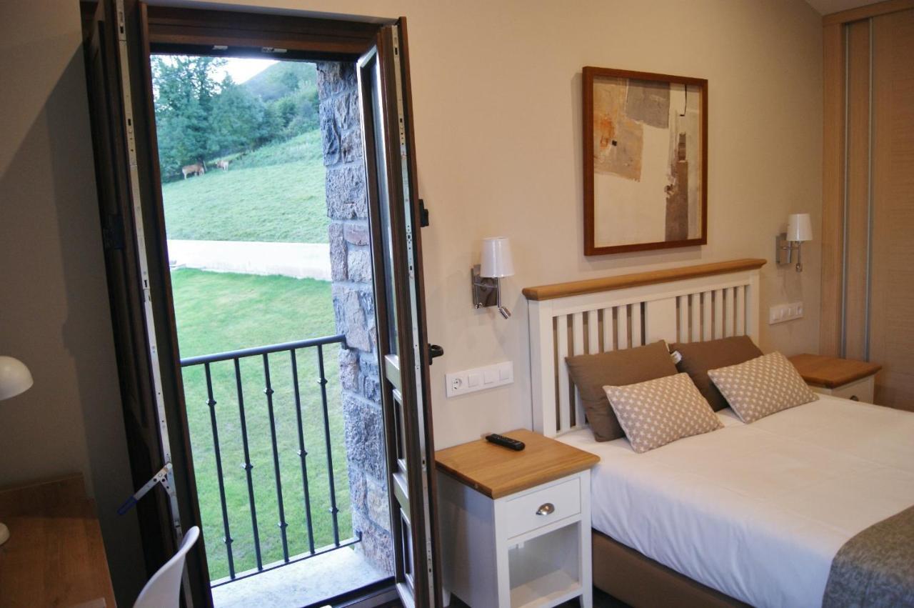 Apartamentos Rurales Penon Blanco Penerudes Екстер'єр фото